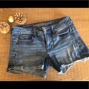 American Eagle Shorts Women’s